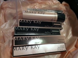 Mary Kay Lash Perfection Mascaras https://twoclassychics.com