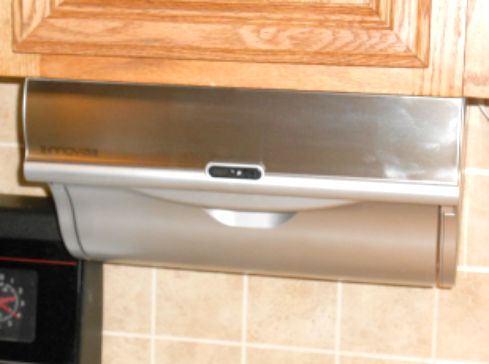 INNOVIA Automatic Paper Towel Dispenser