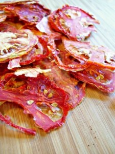 tomato chicps https://twoclassychics.com/2014/06/5-healthy-veggie-chip-recipes/