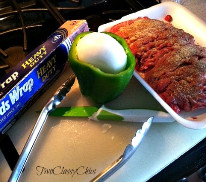 reynoldskitchen grill party prep https://twoclassychics.com/2014/08/reynolds-wrap-grill-party/