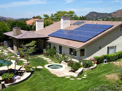 sunrun solar service home with solar panels