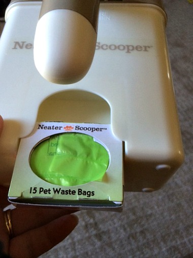 Neater Scooper for Scooping Cat Litter