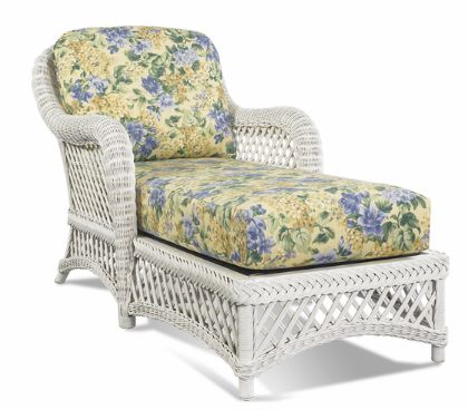 white-wicker-chaise-lanai-3