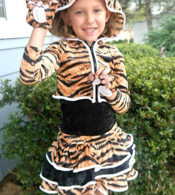 Adorable Girl’s Halloween Tiger Costume