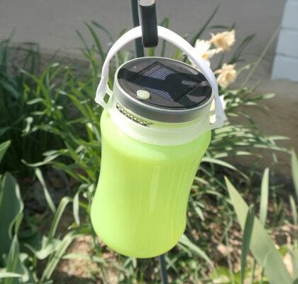 Solar USB 100 Lumens Lantern from Dorcy