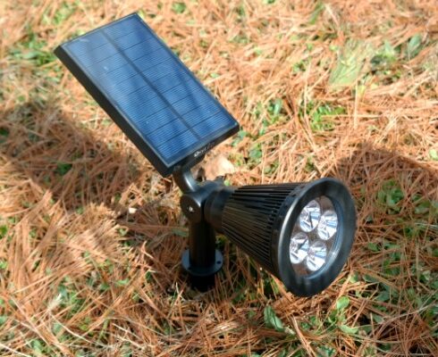 New Landscape Lighting with Solar Powered Spotlights