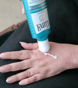 Curél Hydra Therapy Wet Skin Moisturizer