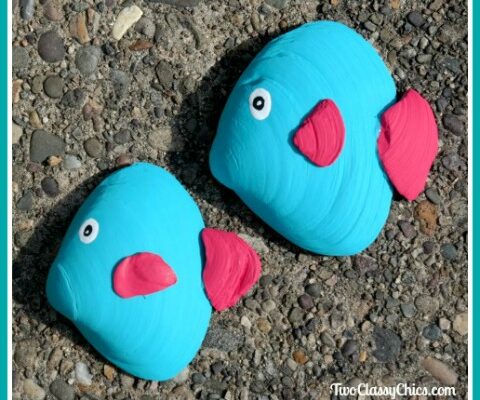 Kid’s Crafts Painted Tropical Fish Made from Seashells