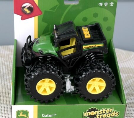 John Deere Monster Treads Lights and Sounds Gator