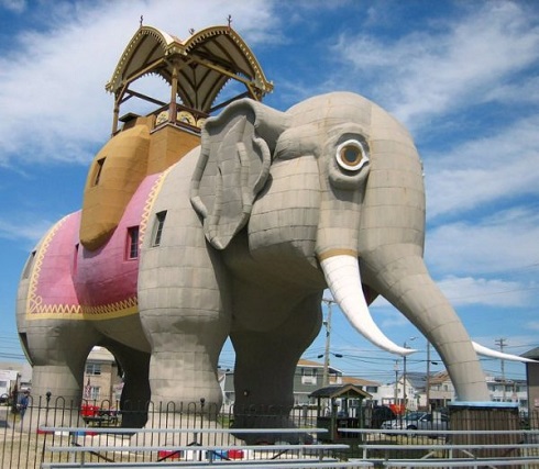 Street Art: Lucy the Margate Elephant