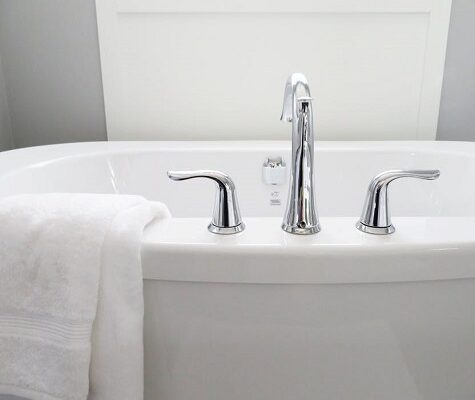 Rust in Bathtub, Toilets, and Sinks: A DIY Guide on How to Remove It