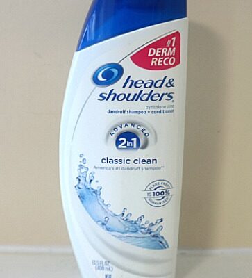 Head & Shoulders Advanced 2-in-1 Classic Clean Dandruff Shampoo