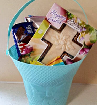 Putting Together Affordable Easter Baskets for Kids from Dollar Tree