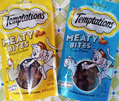 Temptations Meaty Bites Cat Treats Made with Real Meat