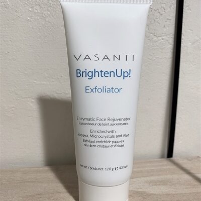 Vasanti Cosmetics Brighten Up! Exfoliator for Glowing, Smooth, Soft Skin