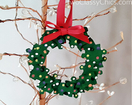 Puzzle Pieces Wreath Christmas Ornament Craft Project