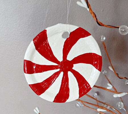 Kid’s Crafts – Painted Mason Jar Lids Christmas Tree Ornaments