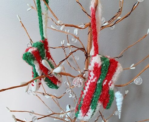 Crochet Mini Mittens Christmas Tree Ornaments