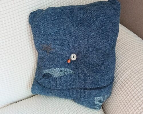 How to Make a Throw Pillow from a Loved One’s Sweater