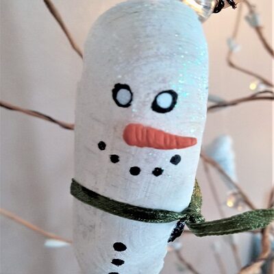 Easy Hand Painted Snowman Seashell Ornaments