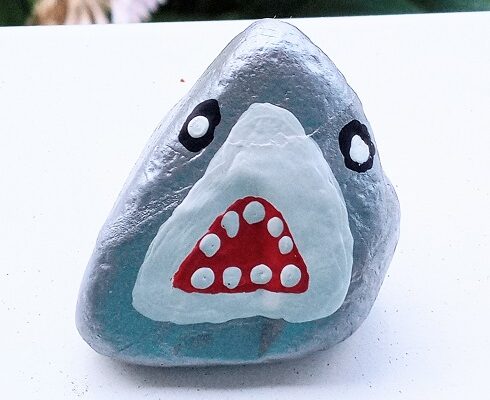 Kid’s Crafts – Hand Painted Hungry Shark Pet Rock