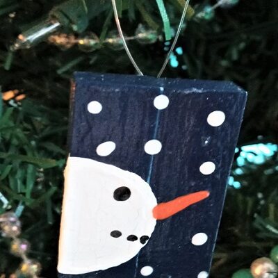 Painted Snowman Ornaments Made with Tumbling Tower Blocks