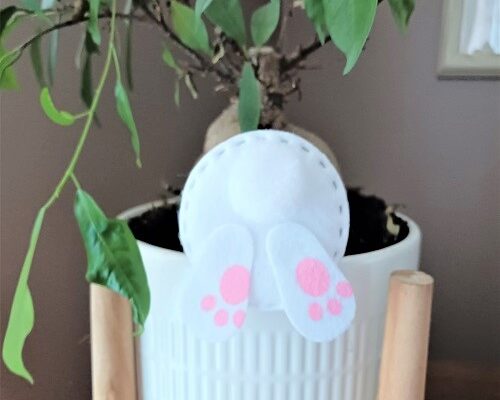 Easter Bunny Butt Houseplant Pot Hugger – Dollar Tree Crafts