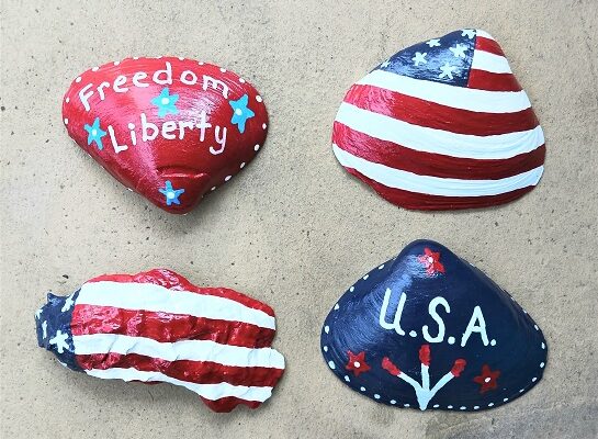 Hand Painted Patriotic and American Flag Seashells