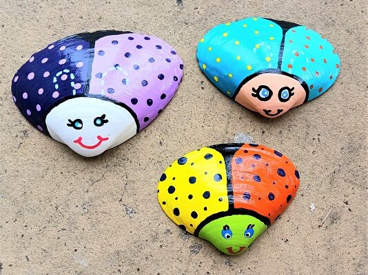 Hand Painted Colorful Bugs Seashell Clam Shell Designs