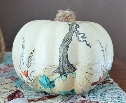 Autumn Decorating: Decopauge Foam Pumpkins for Fall