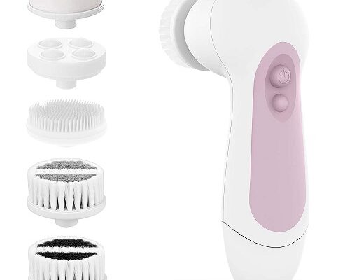 Remove Make-Up and Keep Skin Clean with a Facial Cleansing Spin Brush