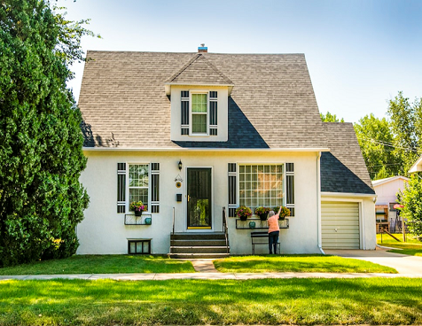 6 Exterior House Upgrades That Offer Lucrative ROIs