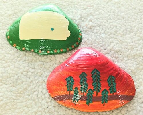 Painted Pennsylvania Hiking Seashell Designs