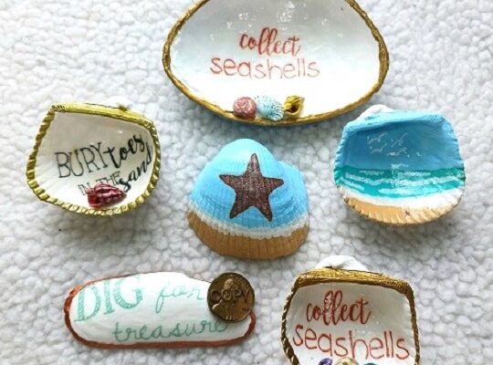 Painting and Decorating Small Seashells from Summer Vacation