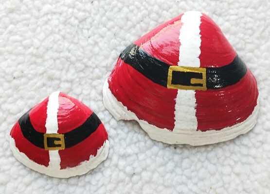 Hand Painted Santa Claus Clam Shell Seashells Christmas Ornaments