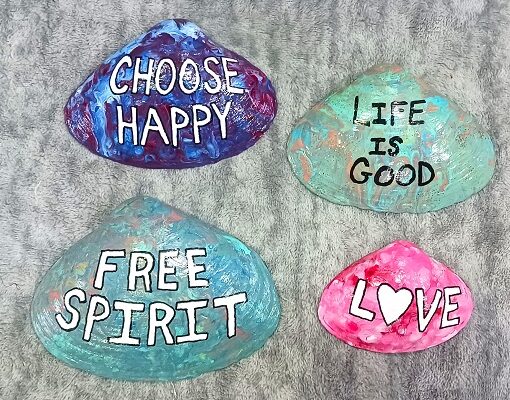 Paint Pouring Hand-Painted Seashells with Inspirational Sayings