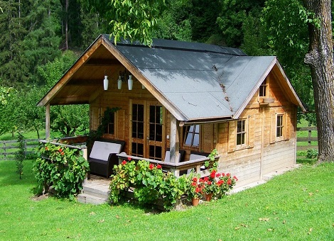 Crafting Small Spaces with Big Dreams: The World of Tiny Home Builders