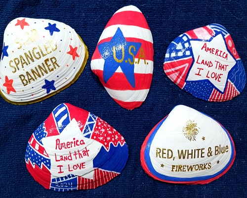 Painted Red, White and Blue Patriotic Seashell Designs