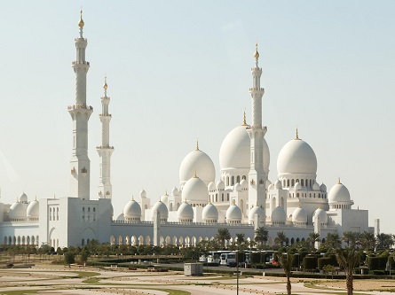 Where to Book The Best Grand Mosque Tour from Dubai