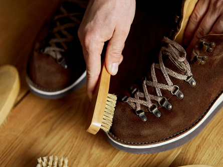 How to Clean Waterproof Boots? Simple Tips & Tricks