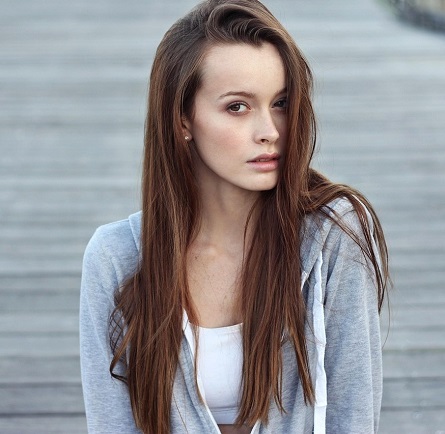 Confidence-Boosting Beauty Tips for Women Over 40