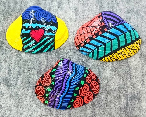 Doodle Zen Tangle Art Hand Painted Clam Shell Seashell Designs