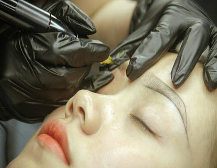 Tattoo Aftercare: 5 Tips for Long-Lasting Results