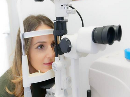 This blog explores natural ways to maintain vision and reduce eye strain as you age. Learn habits and tips to keep your eyes healthy for years to come.