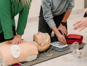 CPR Training Kits 101: What They Include and How They Help You Learn ...