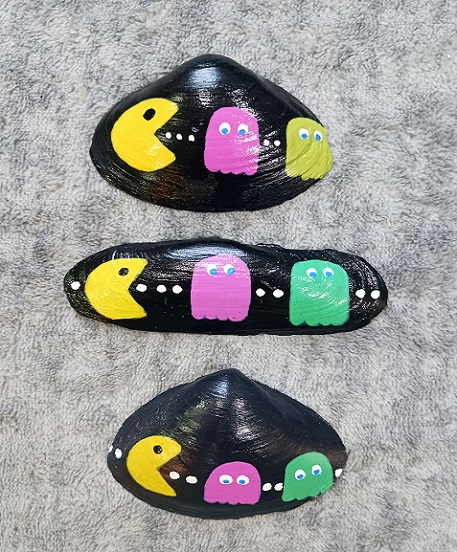 Hand Painted Pac-Man Seashell Birthday Party Favors