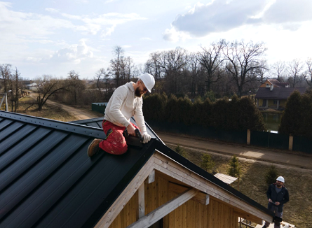 Best Time of Year to Replace Your Roof: A Homeowner’s Seasonal Guide