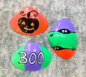 Hand Painted Halloween Themed Seashells Party Decor