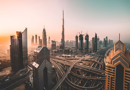 Luxury Meets Lifestyle: Top Hotel Picks in Downtown Dubai