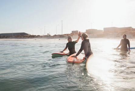 Why You Should Consider Maui for Three-Person Surf Lessons